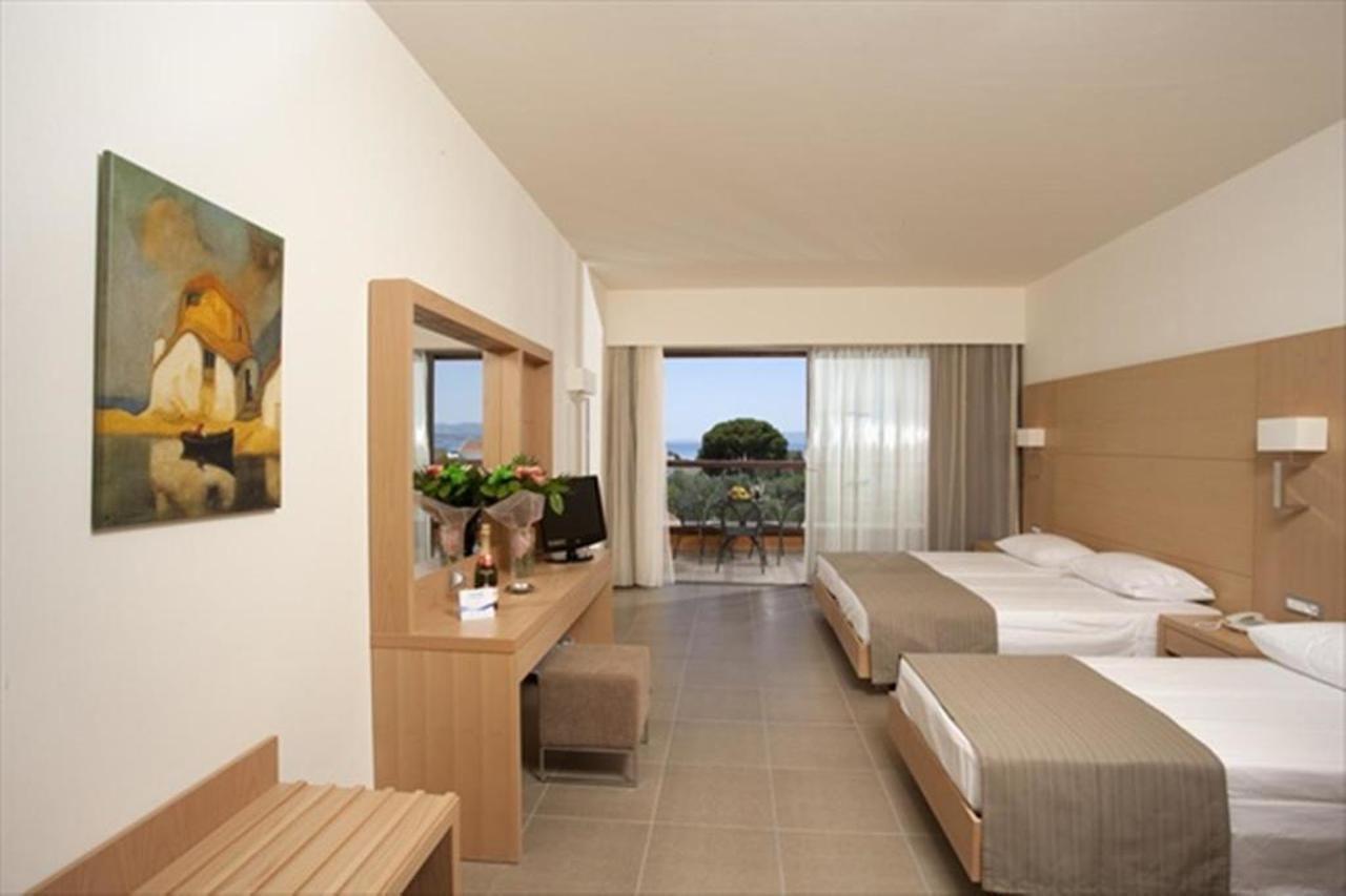 Island Blue Hotel Pefki  외부 사진